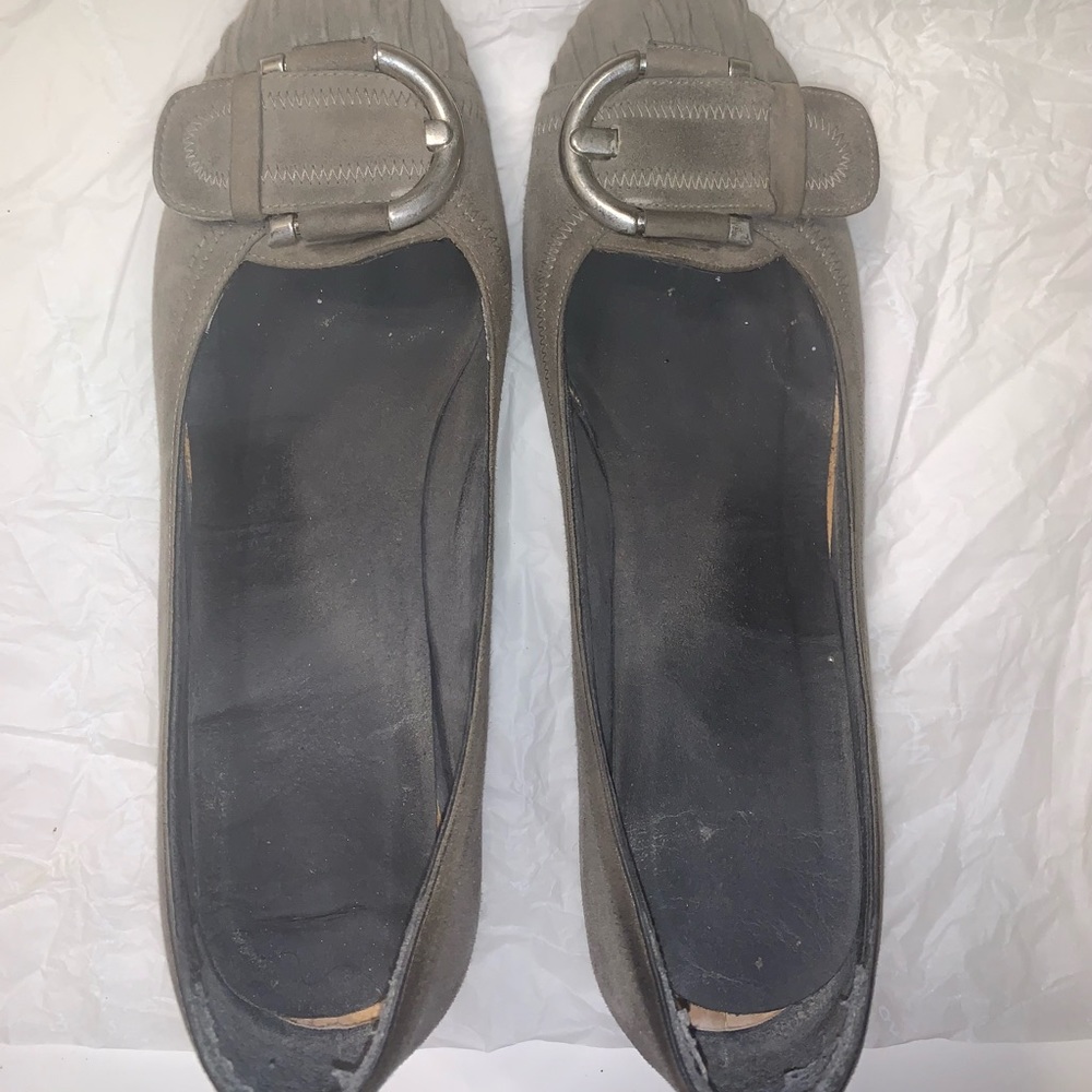 SWSWSW SUEDE WEDGES BRAND NEW